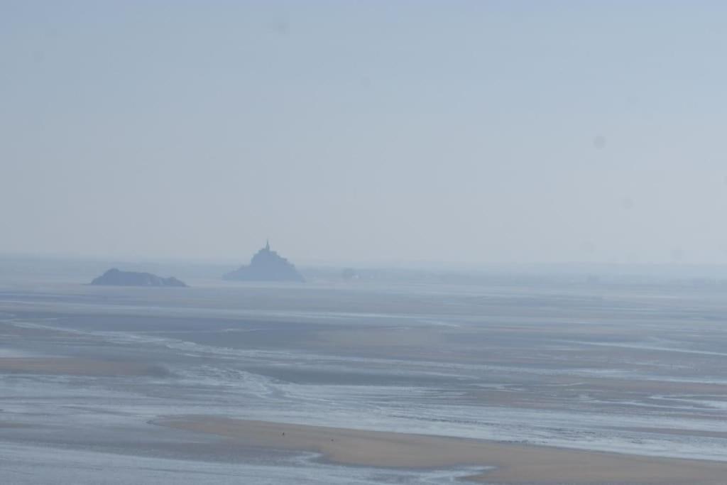Maison Vue Sur Le Mont Saint Michel Et Sa Baie Champeaux ภายนอก รูปภาพ
